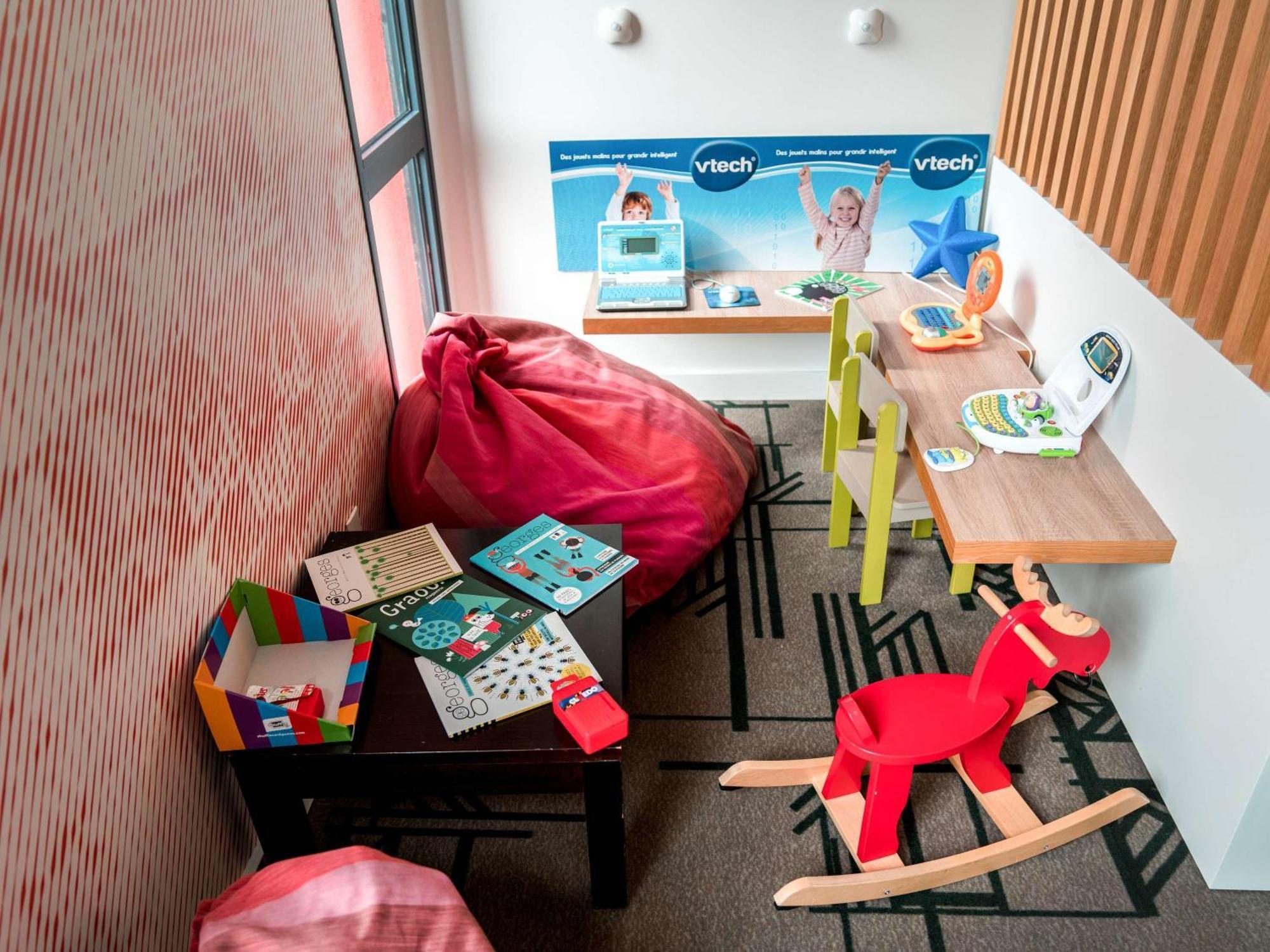 Ibis Styles Rouen Val De Reuil Ξενοδοχείο Val-de-Reuil Εξωτερικό φωτογραφία