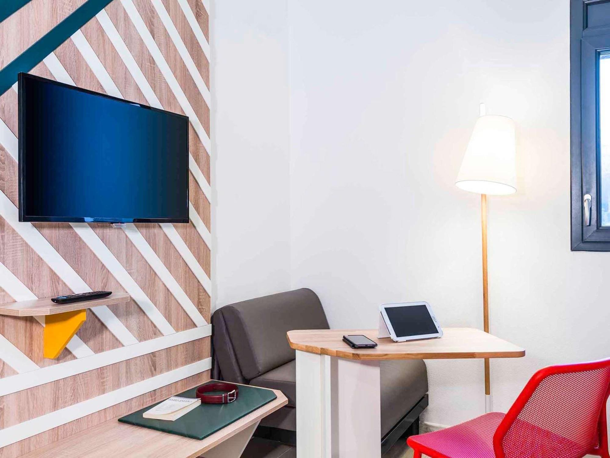 Ibis Styles Rouen Val De Reuil Ξενοδοχείο Val-de-Reuil Εξωτερικό φωτογραφία